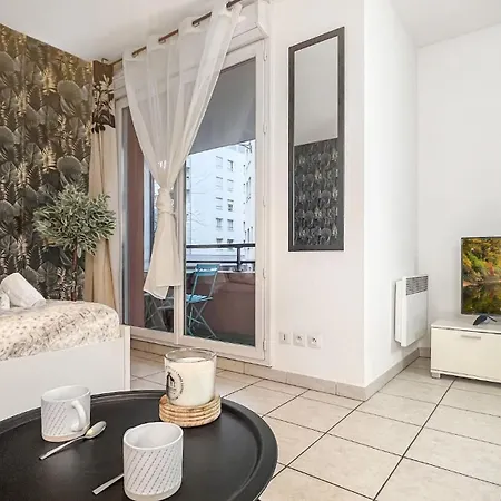 Apartment Homey Wild - Proche Gare Et Tram - Proche Centre - Balcon Prive - Parking Prive - Wifi Gratuit